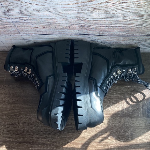 New In Box Topshop Alex leather chunky lace Up boot in Black Size 5 - Picture 7 of 9